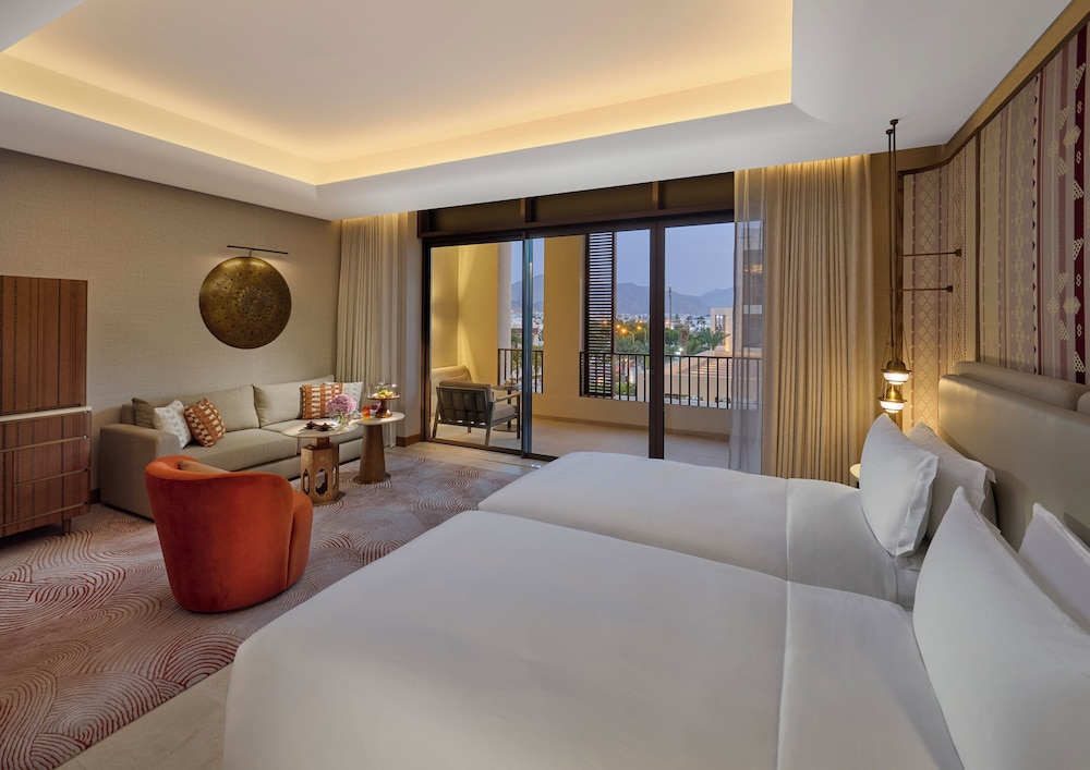Superior Room, 1 King Bed - Photo 1