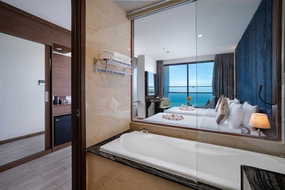 Premier Room, 2 Twin Beds, Ocean View photo 1