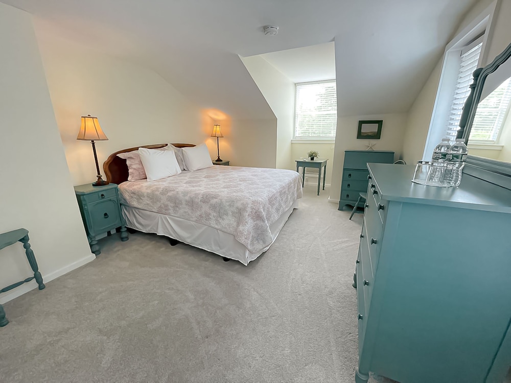 Standard Room, 1 Bedroom, Private Bathroom