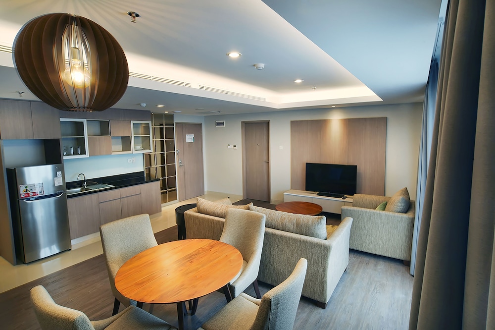 Penthouse photo 2