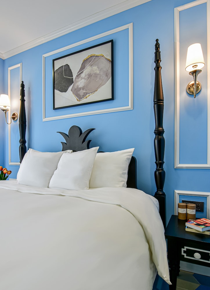 King Room With Balcony - Photo 4