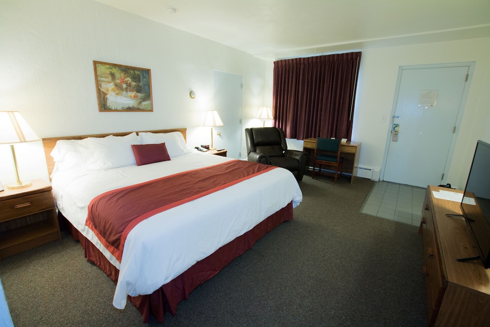 Standard Room, 1 King Bed photo 1