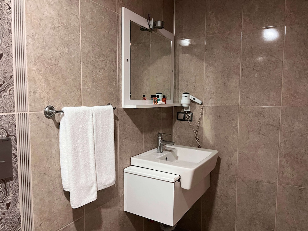 Standard Triple Room photo 3