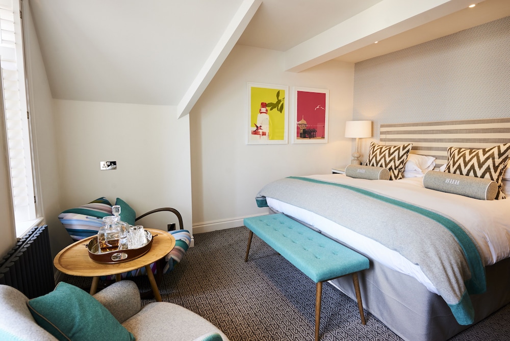 Double Room, Sea View (Seaview Glimpse) - Photo 1