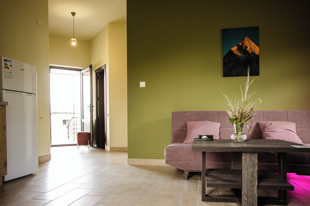 Family Double Room, Mountain View photo 3