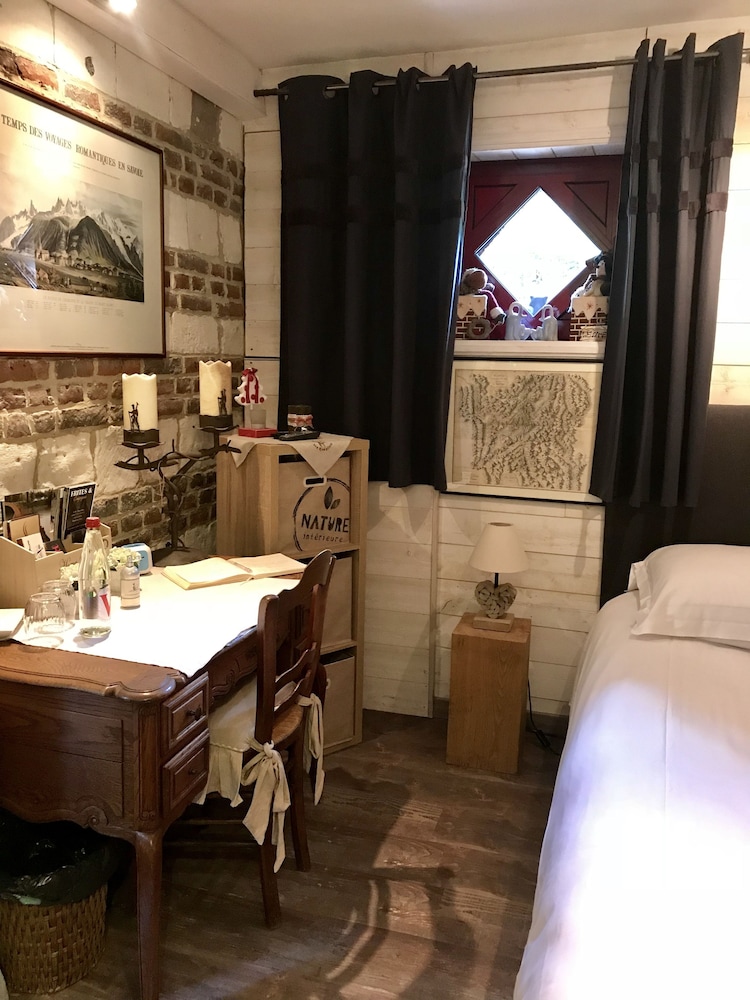 Double Room - Photo 4