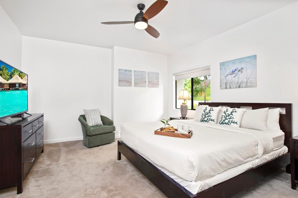 Condo (2 Bedrooms)