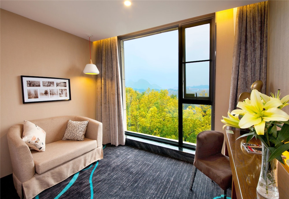 Deluxe Double Room photo 2