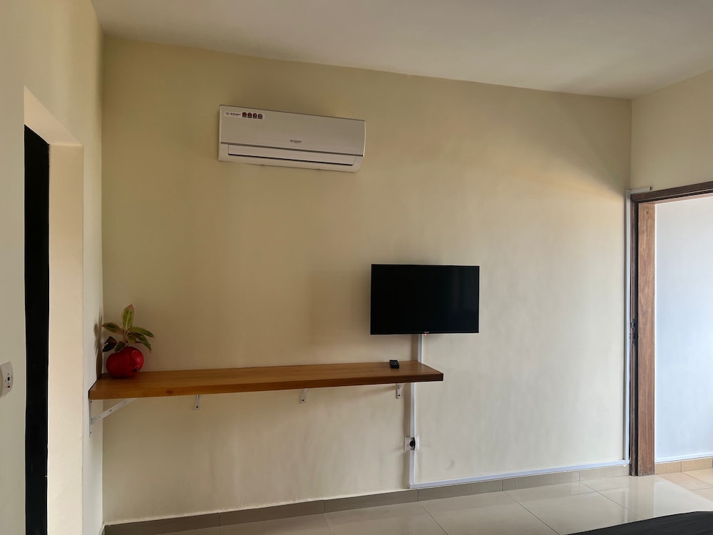 Deluxe Double Room, Ocean View, Beachside photo 3