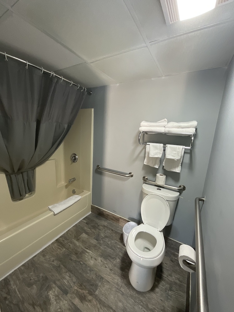 Senior Double Room photo 2