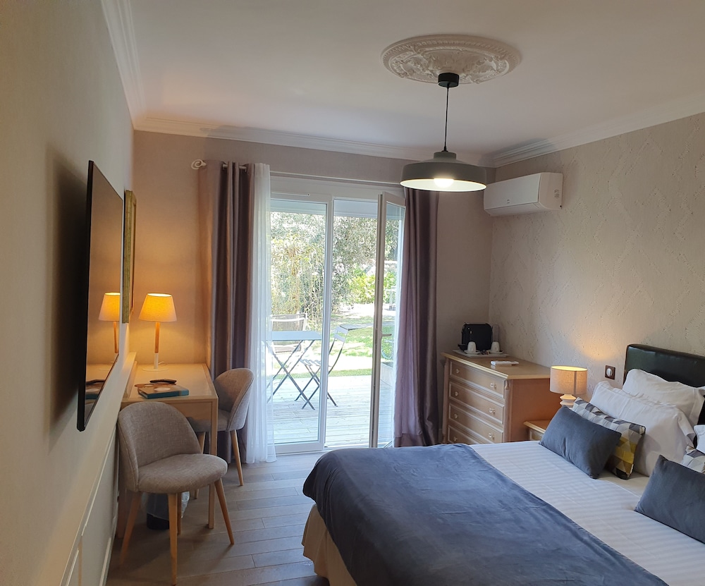 Double Room, Terrace, Garden View