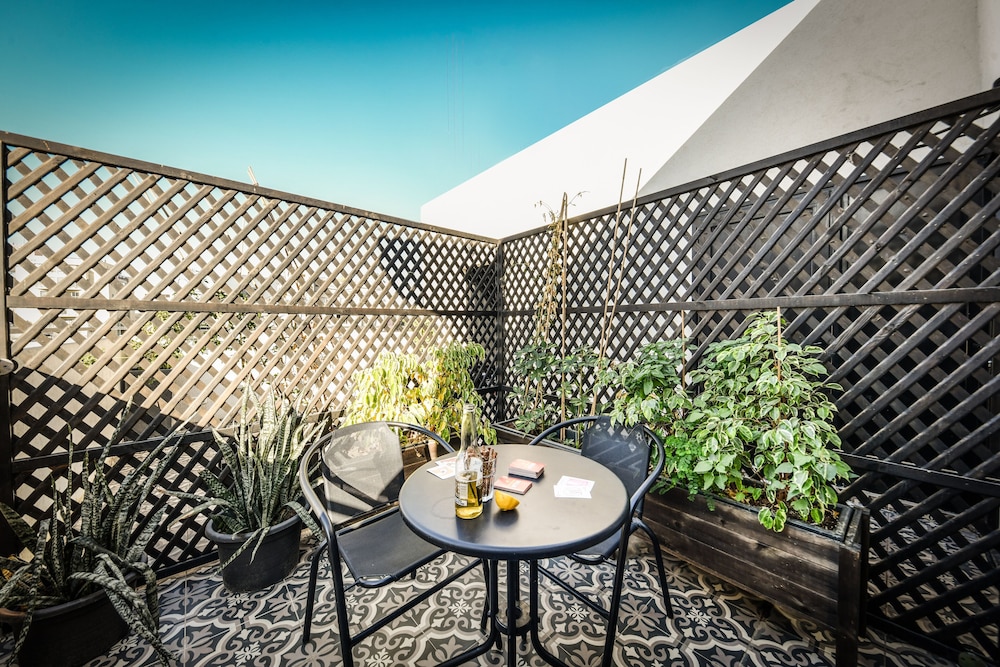 Suite with Terrace - Photo 11