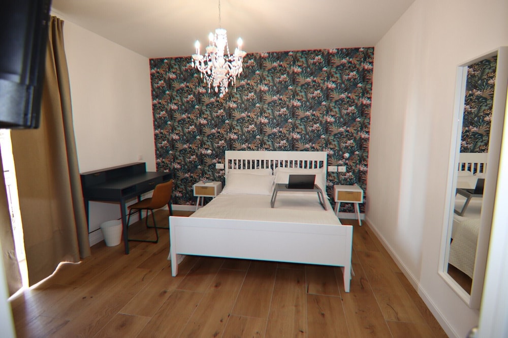 Deluxe Room, Balcony, City View