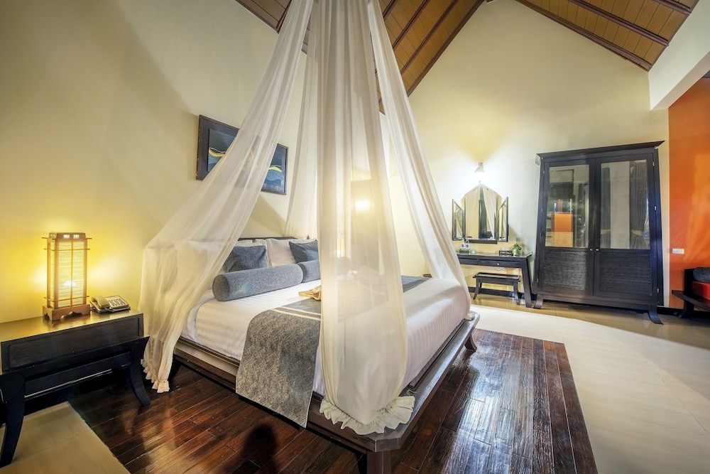 Emerald Suite - Photo 5