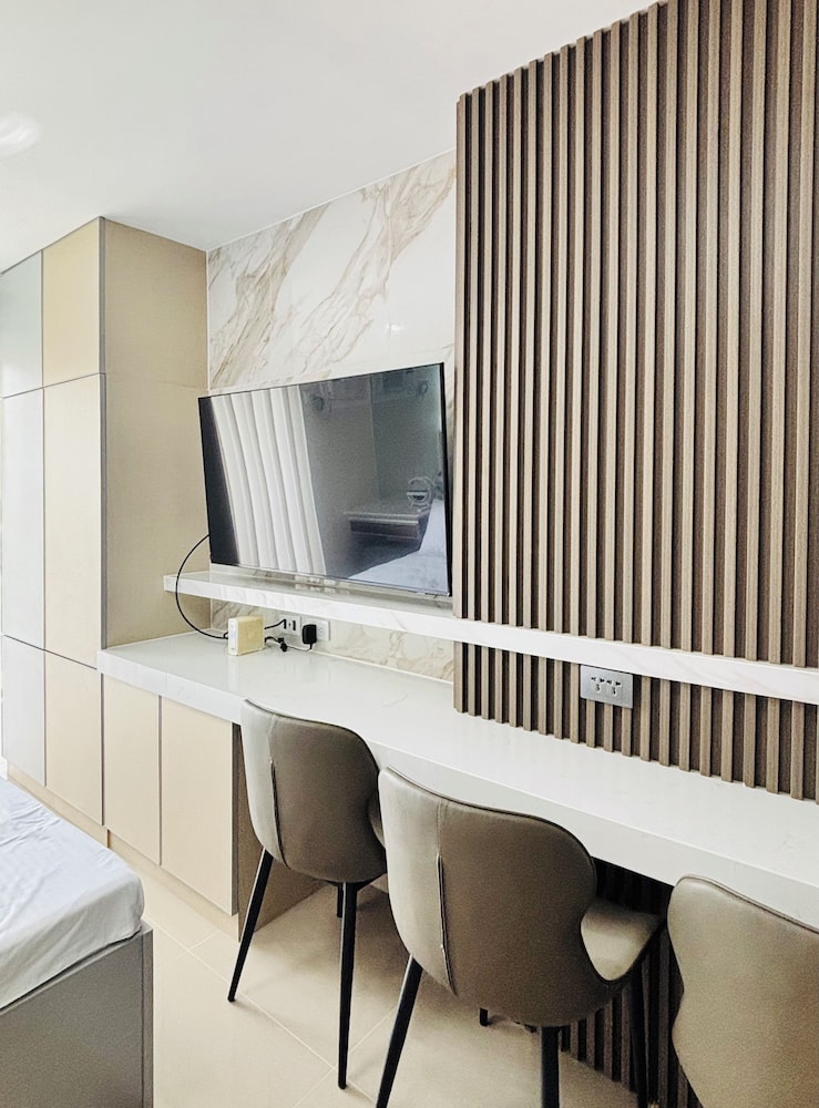 Condo, 1 Bedroom, Accessible, Balcony photo 2
