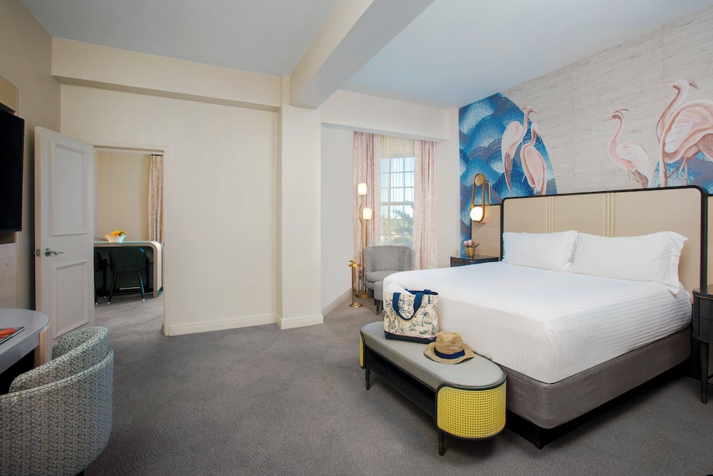 Suite, 1 Bedroom (Bayside) - Photo 1