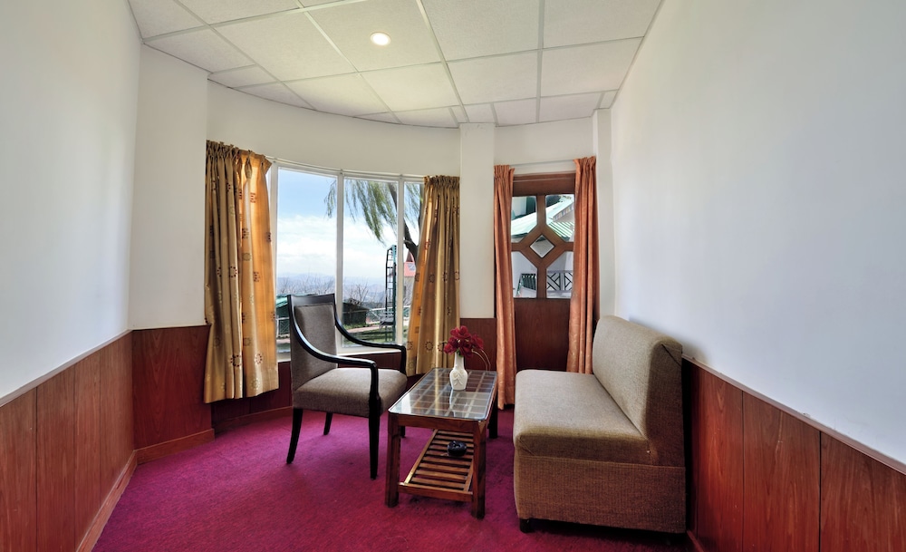 Deluxe Double Room, 1 King Bed photo 1