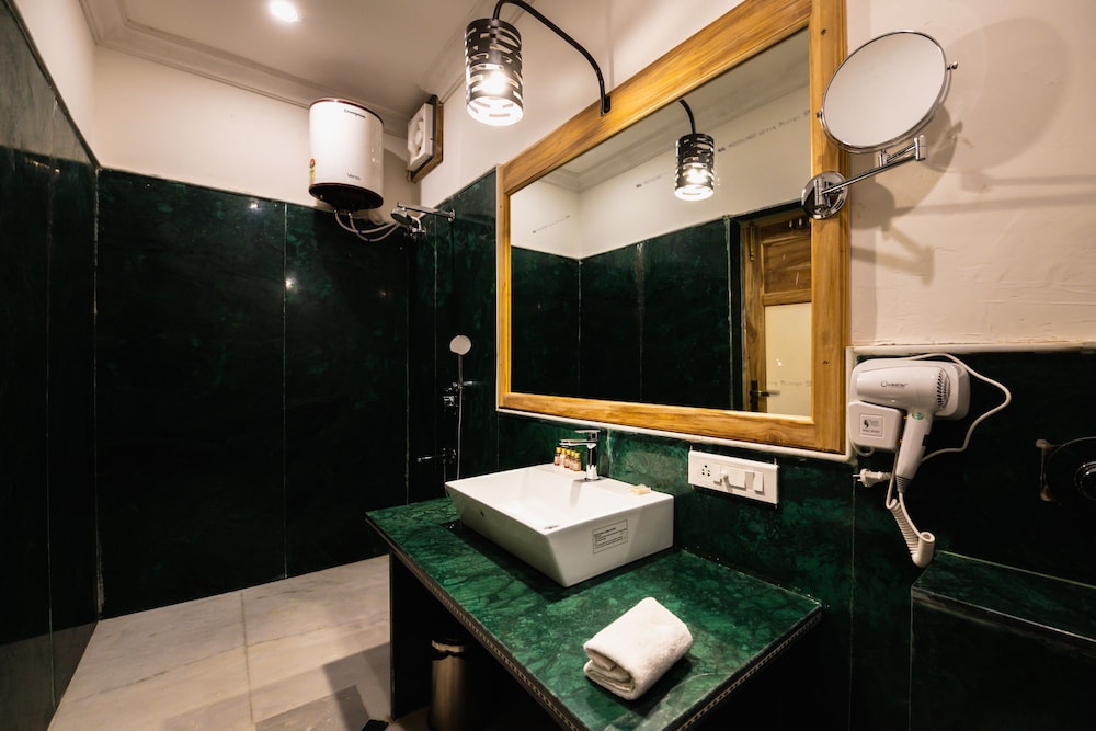Deluxe Double Room - Photo 2