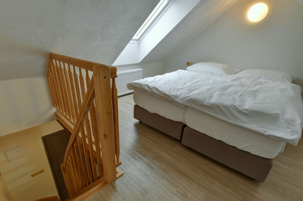 Comfort Loft, 2 Bedrooms, Garden View photo 3