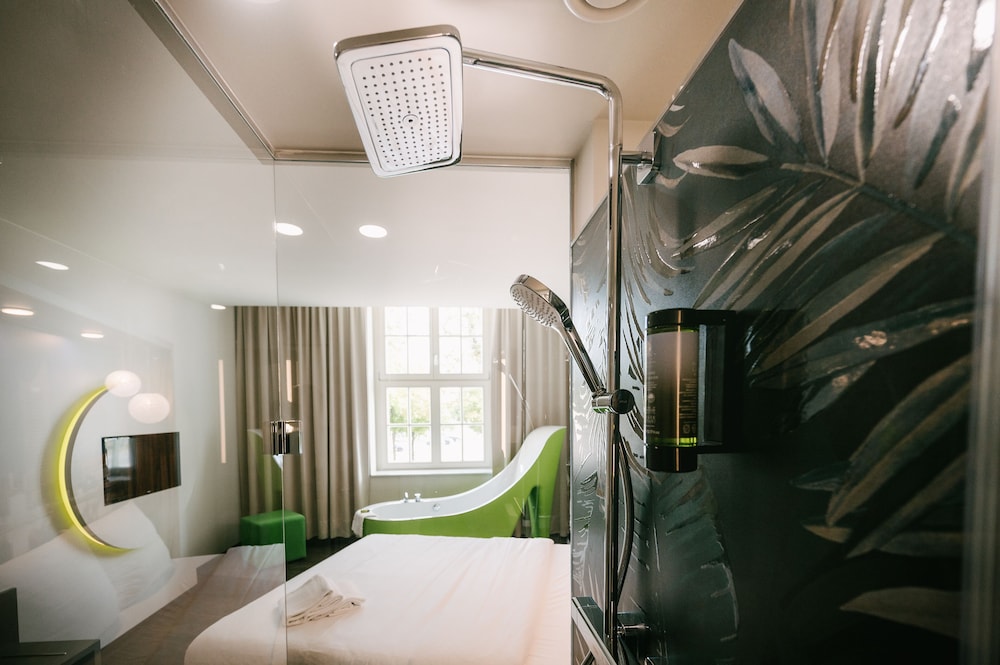 Premium Double Room Single Use photo 2
