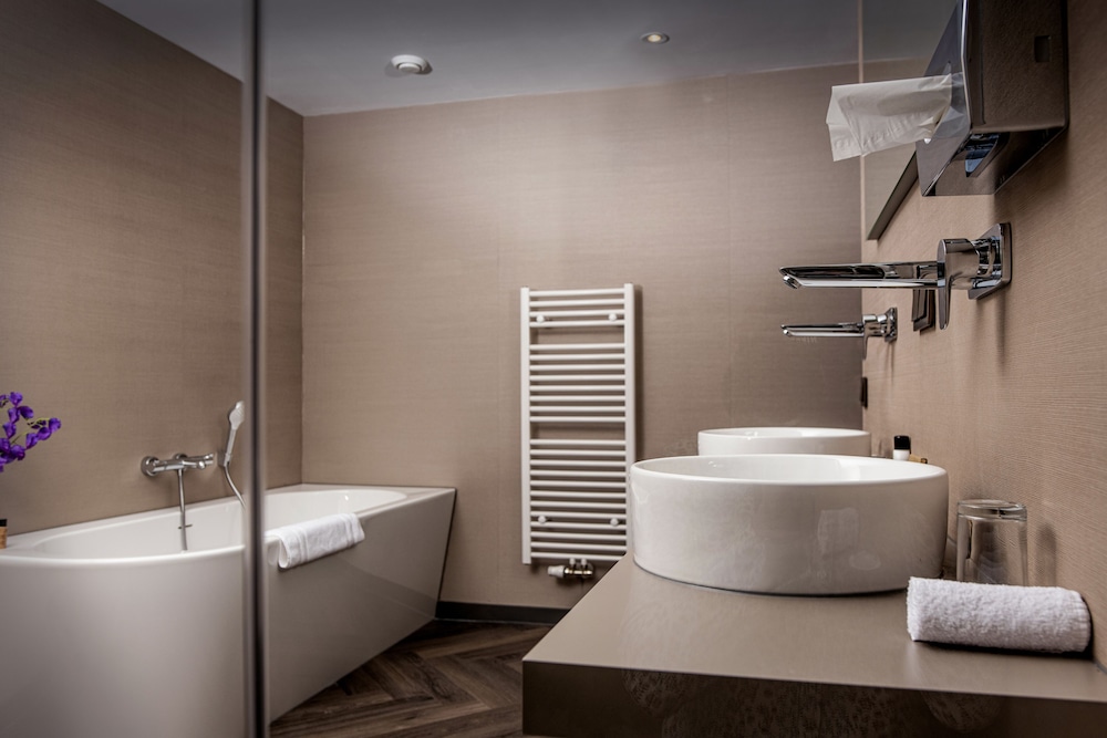 Suite photo 2