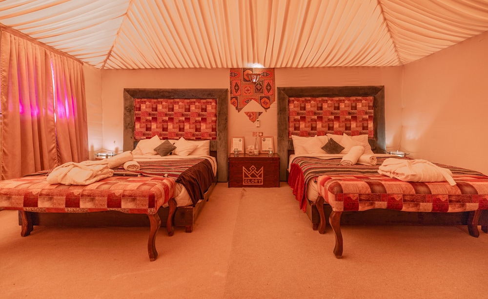 Luxury Tent photo 2