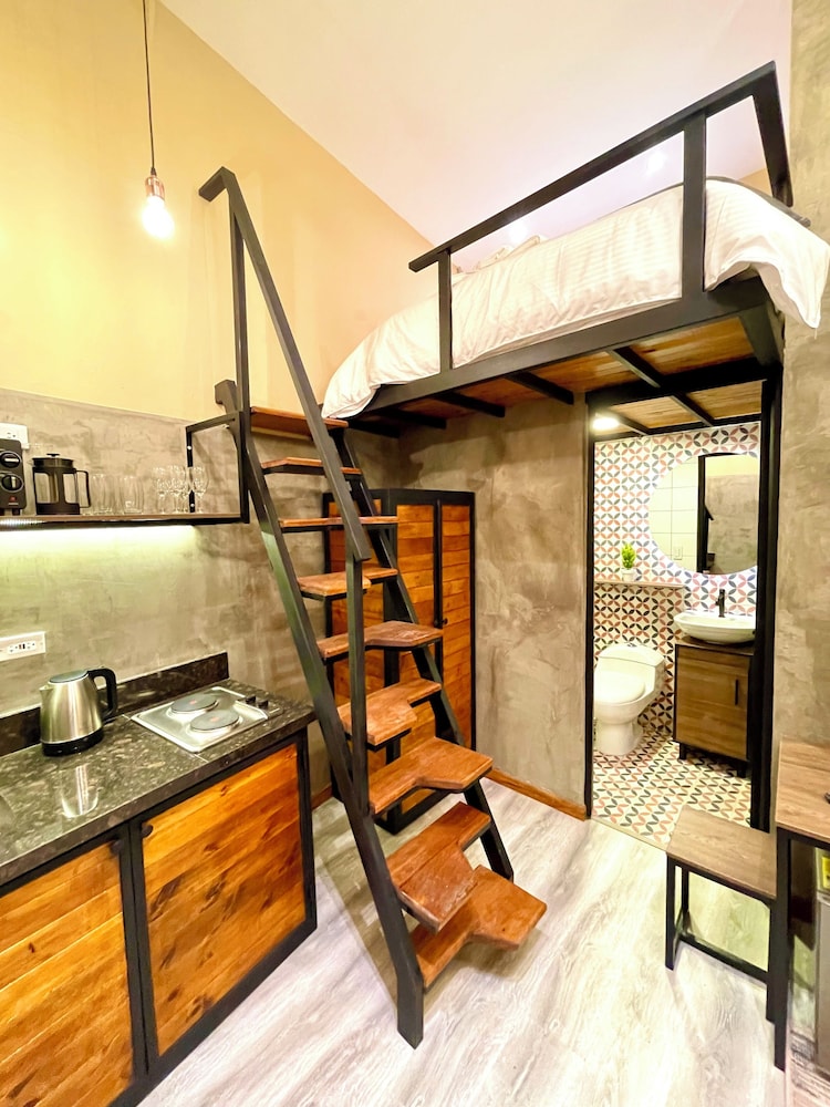 Club Apartment