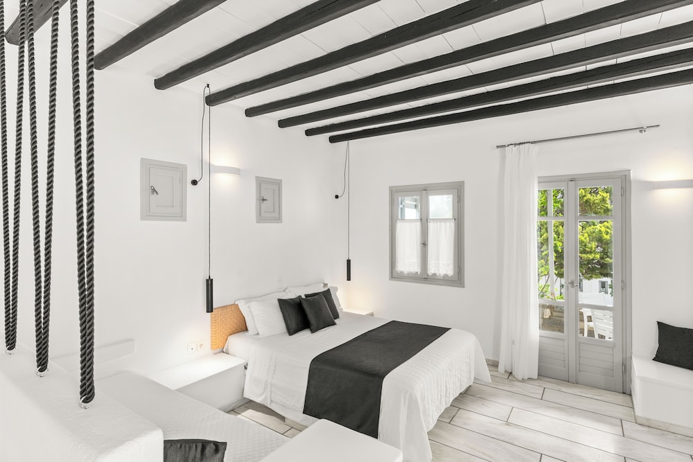 Studio Suite, Garden View
