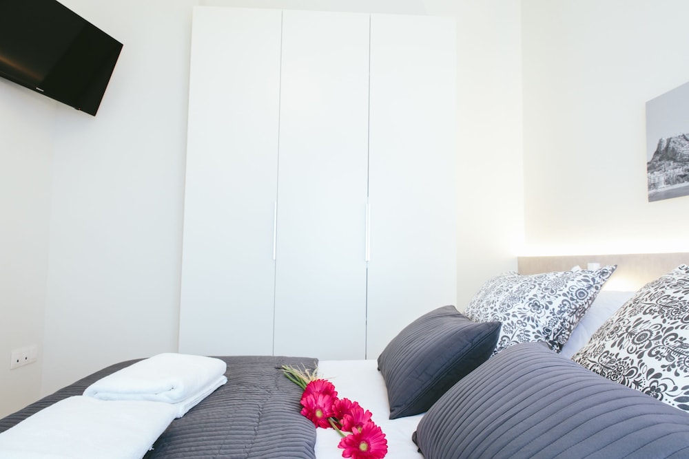 Standard Apartment, 2 Bedrooms photo 2