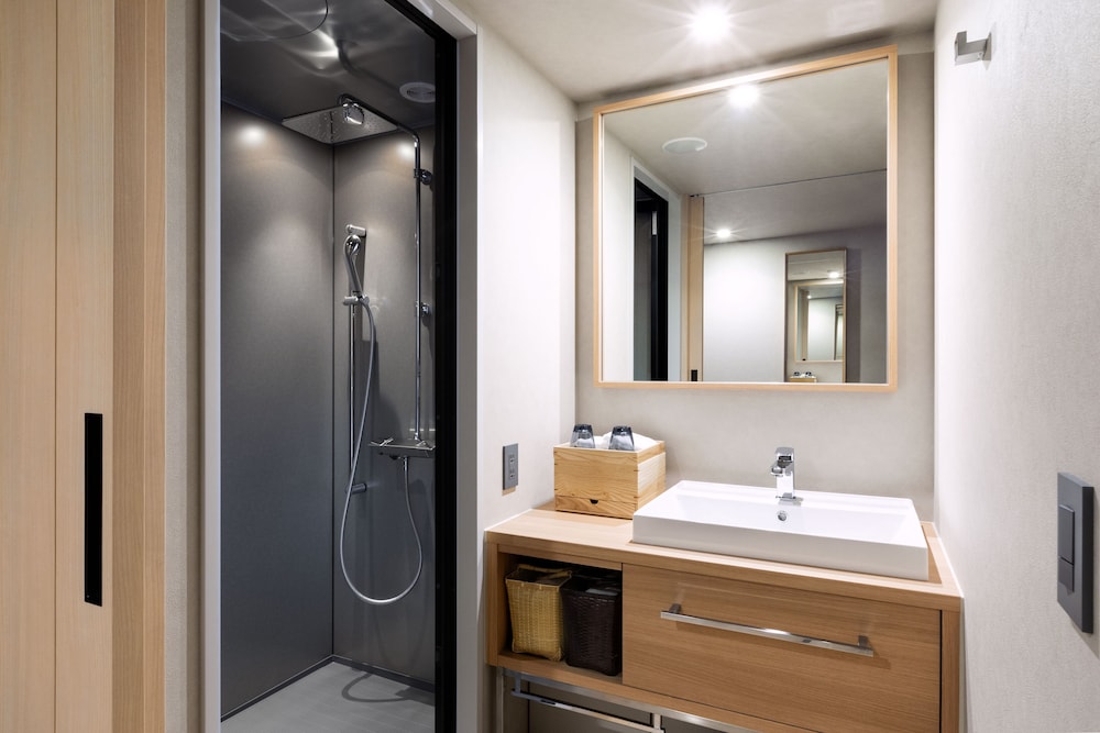 Twin Room, Non Smoking, Ensuite (Hollywood Twin, Up To 2 Person) - Photo 6