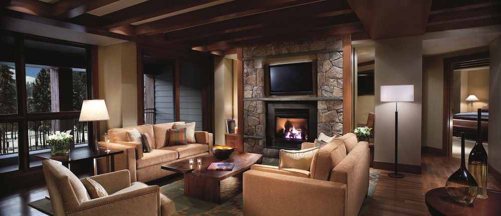 Signature Suite, 1 Bedroom photo 3