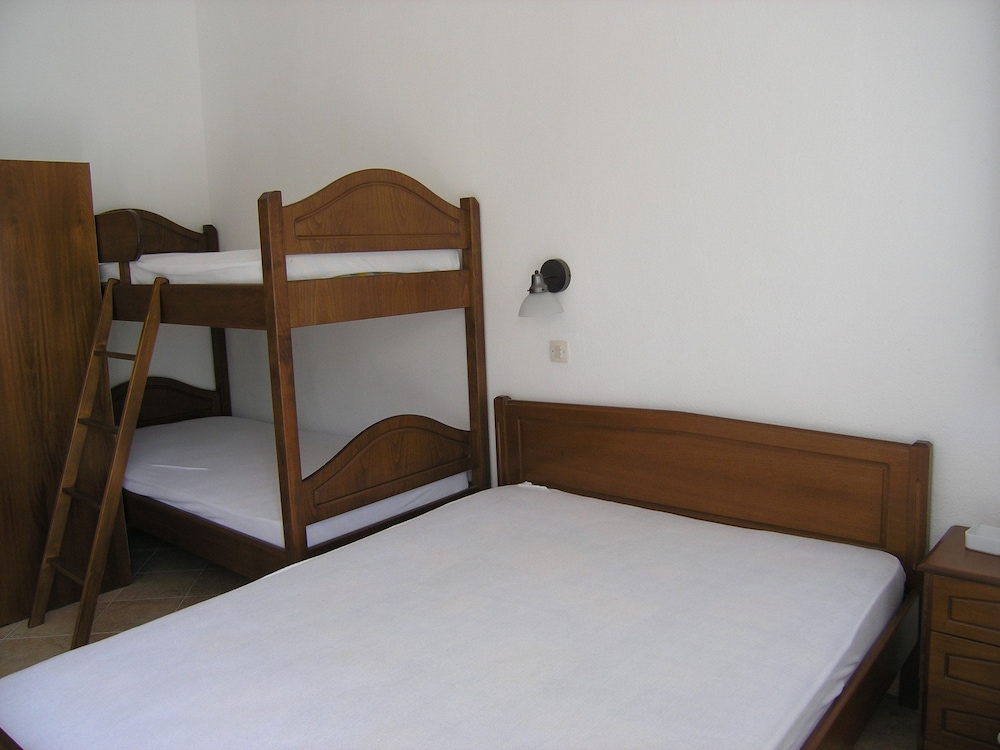 Apartment, Ground Floor photo 2