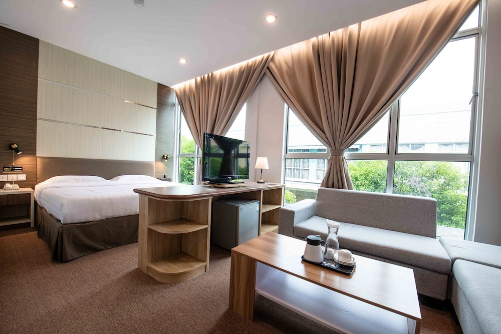 Executive Suite, Multiple Beds, Non Smoking photo 1