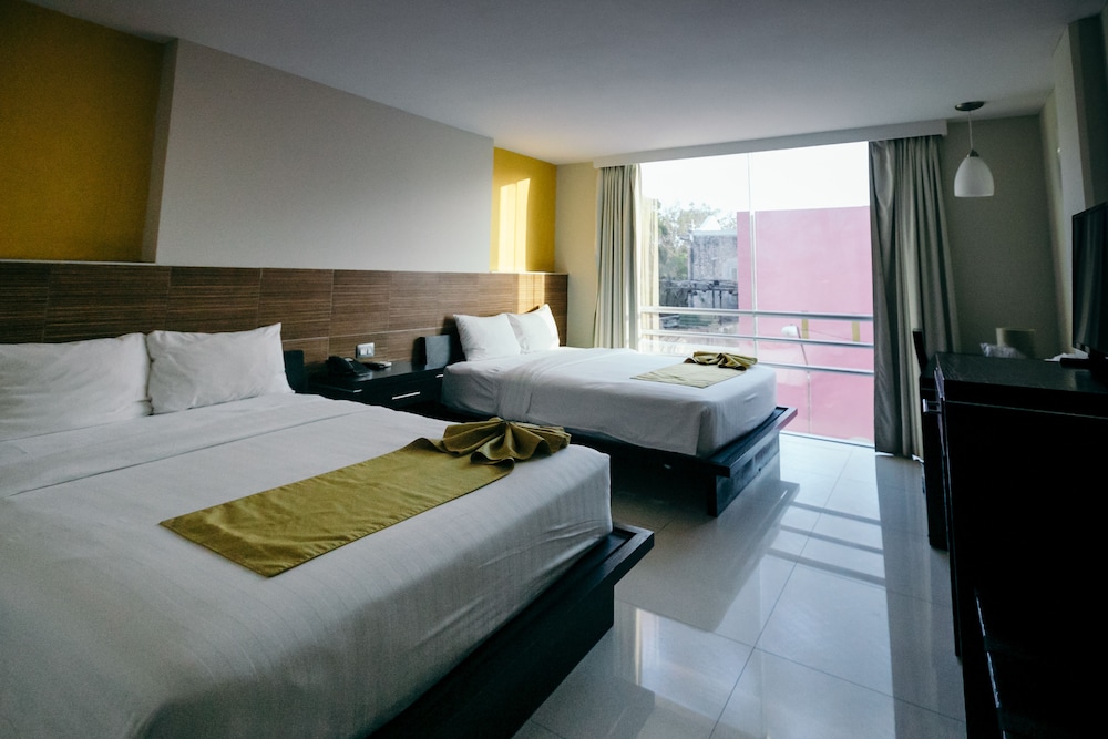 Deluxe Room, 2 Double Beds