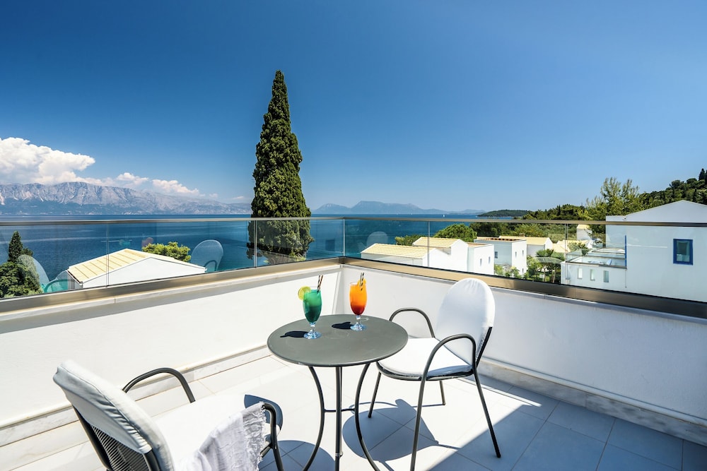 Classic Room, Sea View photo 3