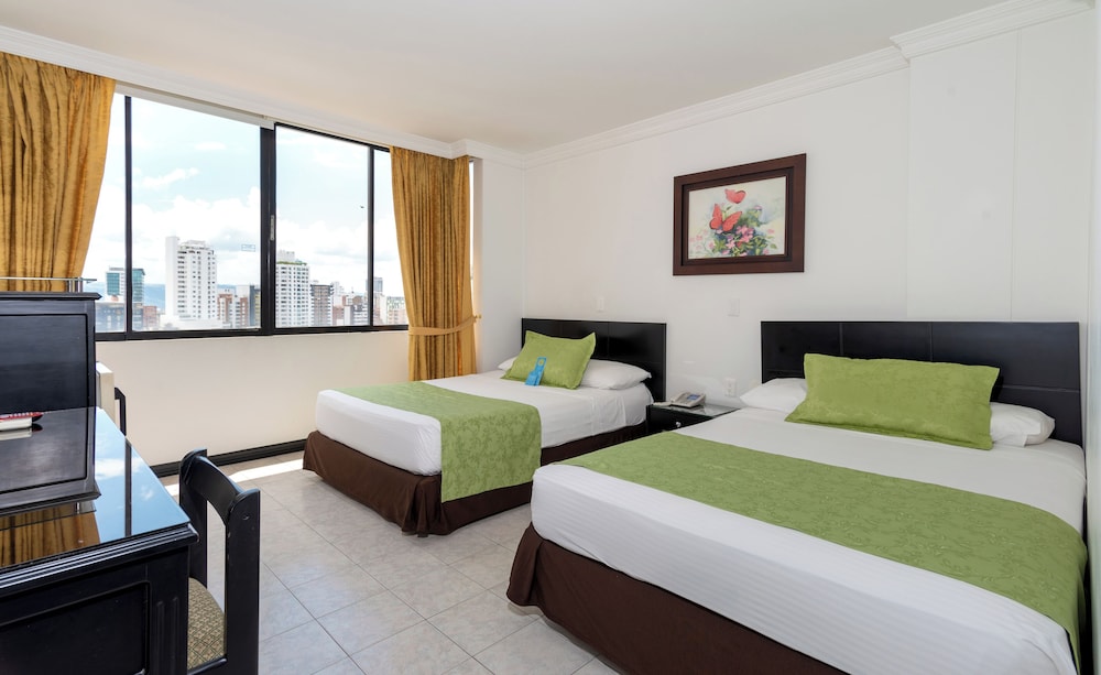 Standard Twin Room, 2 Double Beds - Photo 1