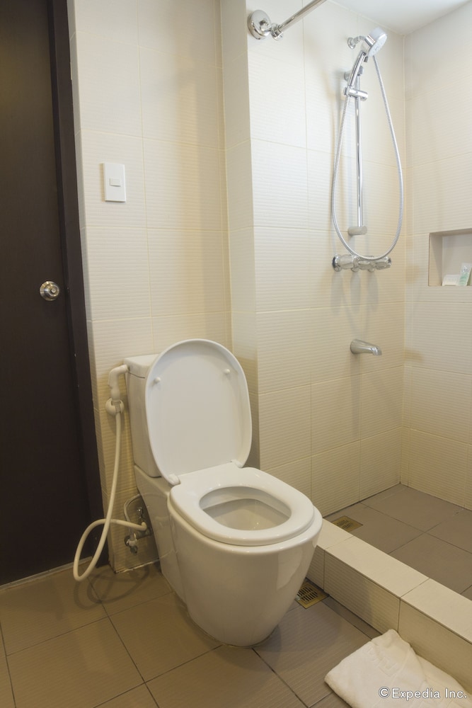 Premier Room, 2 Bedrooms - Photo 7