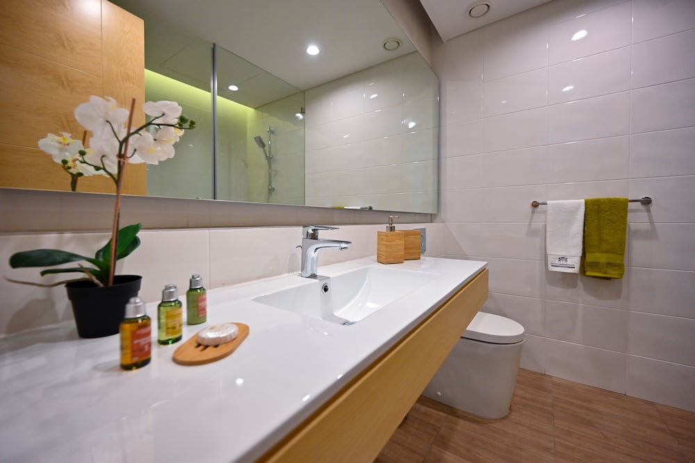 Luxury Suite, 1 Bedroom - Photo 14