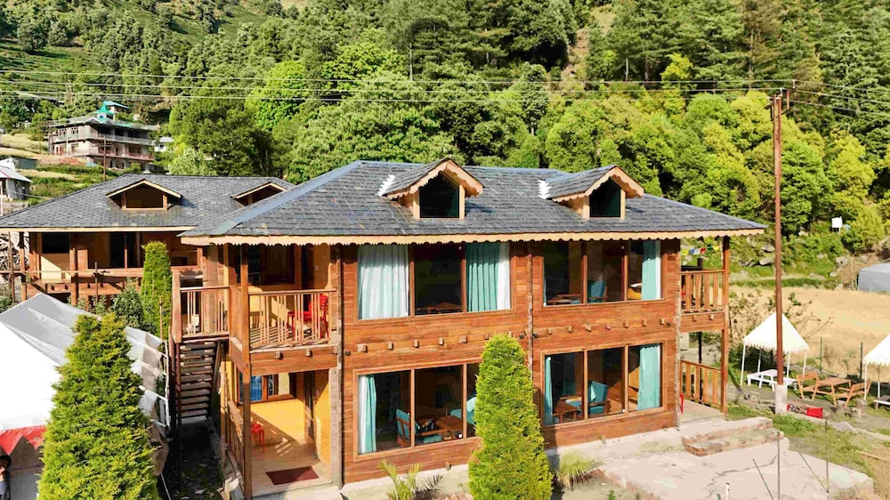 Superior Cottage, Balcony, River View