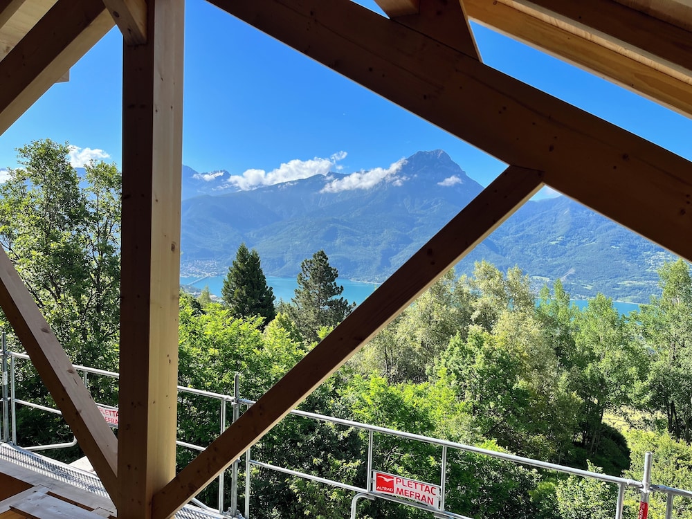 Luxury Suite, Mountain View