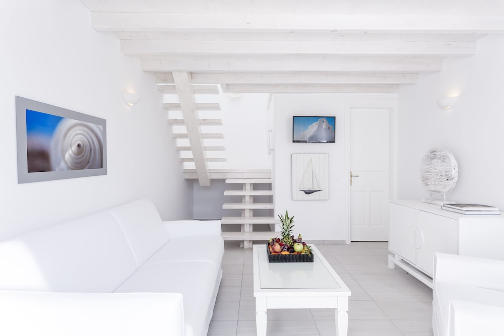 Suite, Sea View photo 2