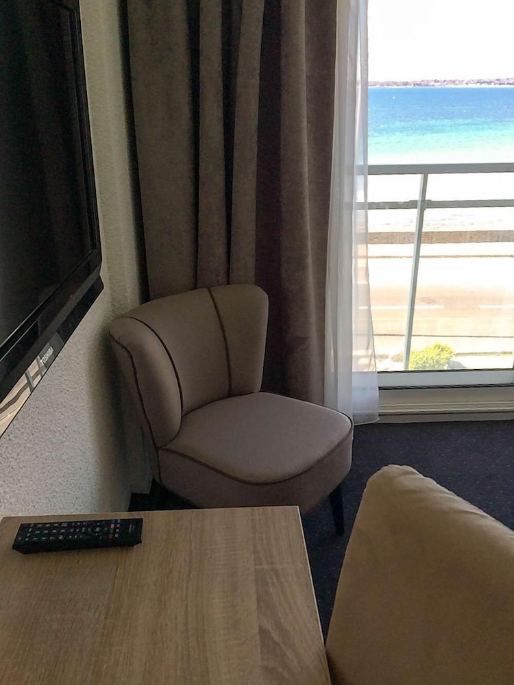 Comfort Twin Room, 2 Twin Beds, City View - Photo 8