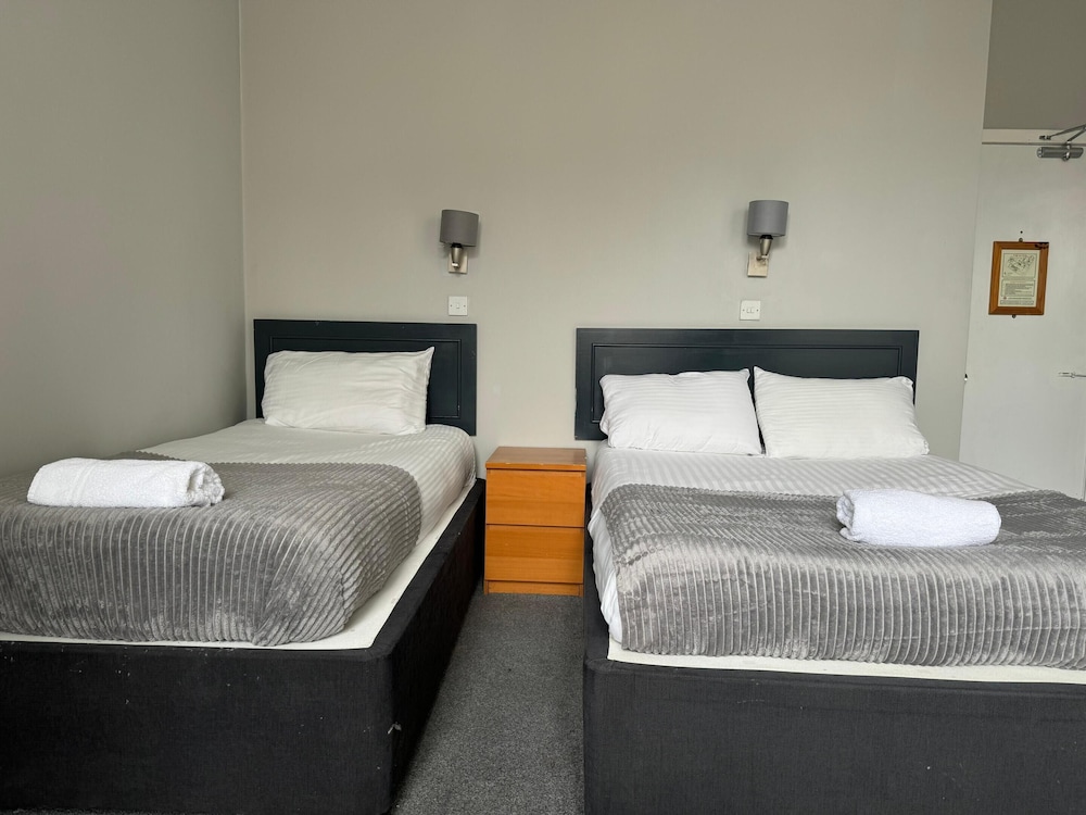 Standard Triple Room - Photo 2