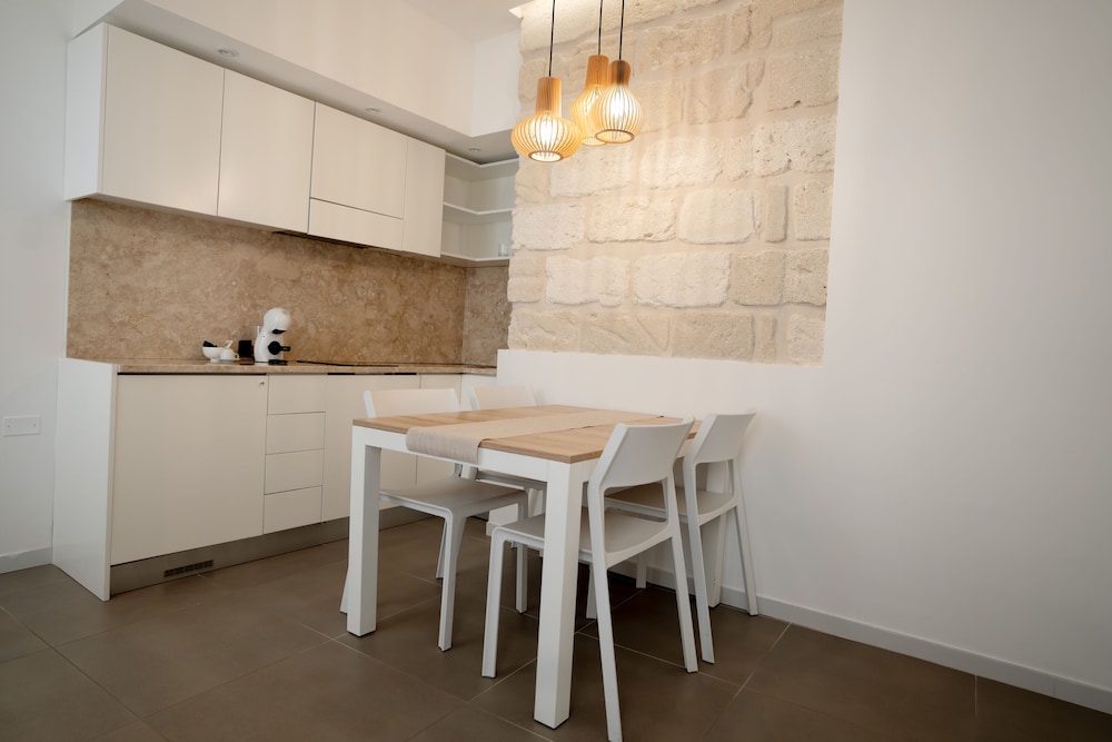 Family Suite, Balcony - Photo 9