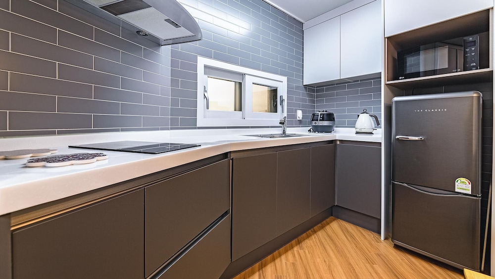 Basic Room, 1 Bedroom (201 (ocean view)) - Photo 9