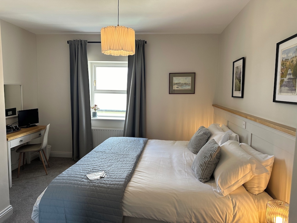Premium Double or Twin Room photo 1