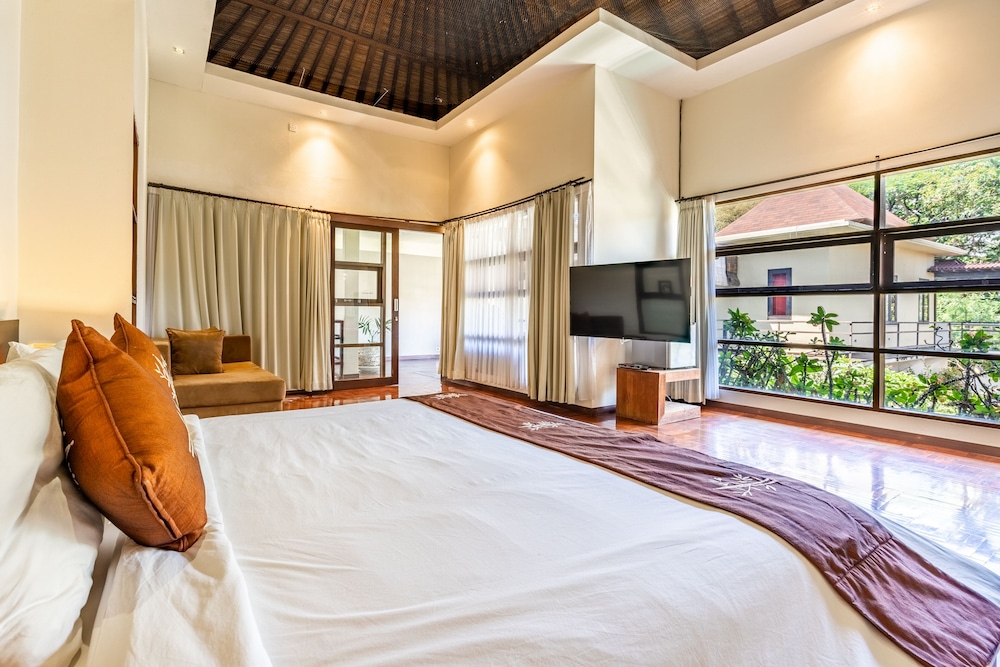 4-Bedroom Villa - Photo 24