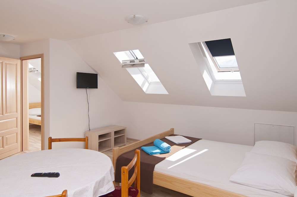 Chambre Triple Deluxe, vue mer (NO BALCONY)