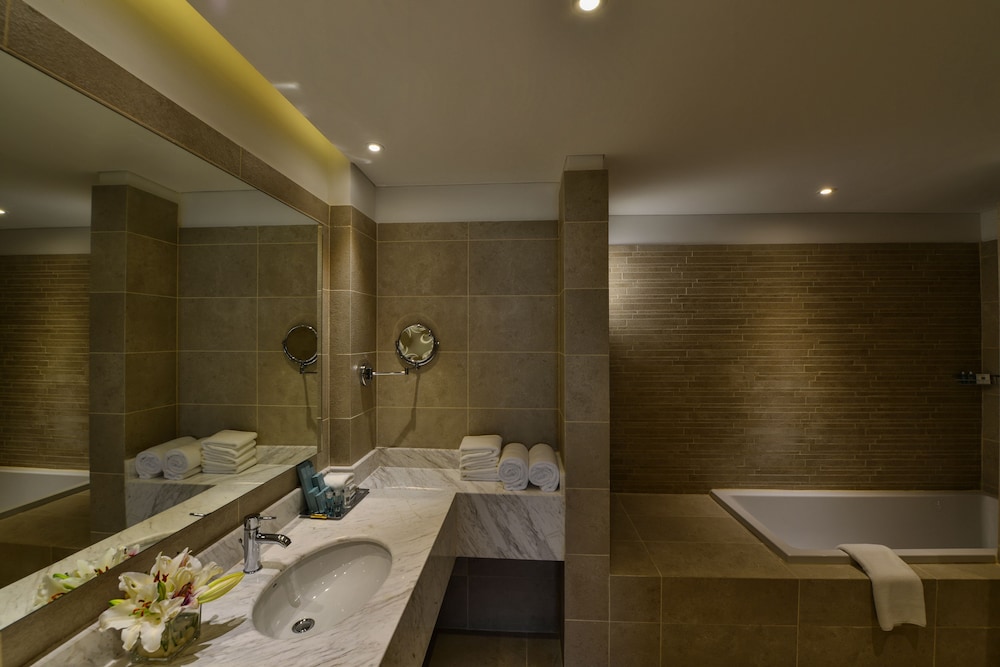 Exclusive Villa, 4 Bedrooms, Ocean View, Beachfront photo 2