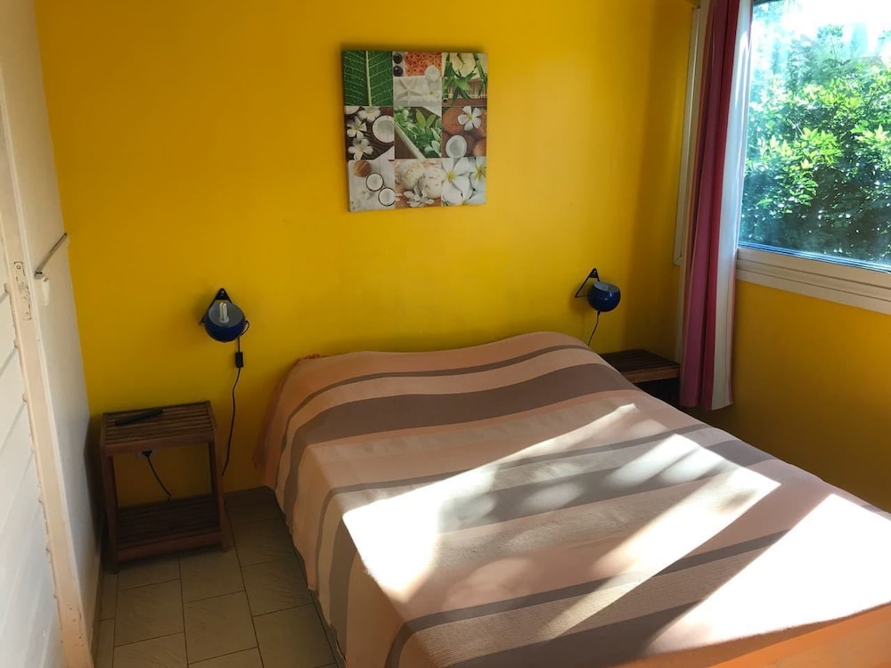 Standard Room, Kitchenette (9)